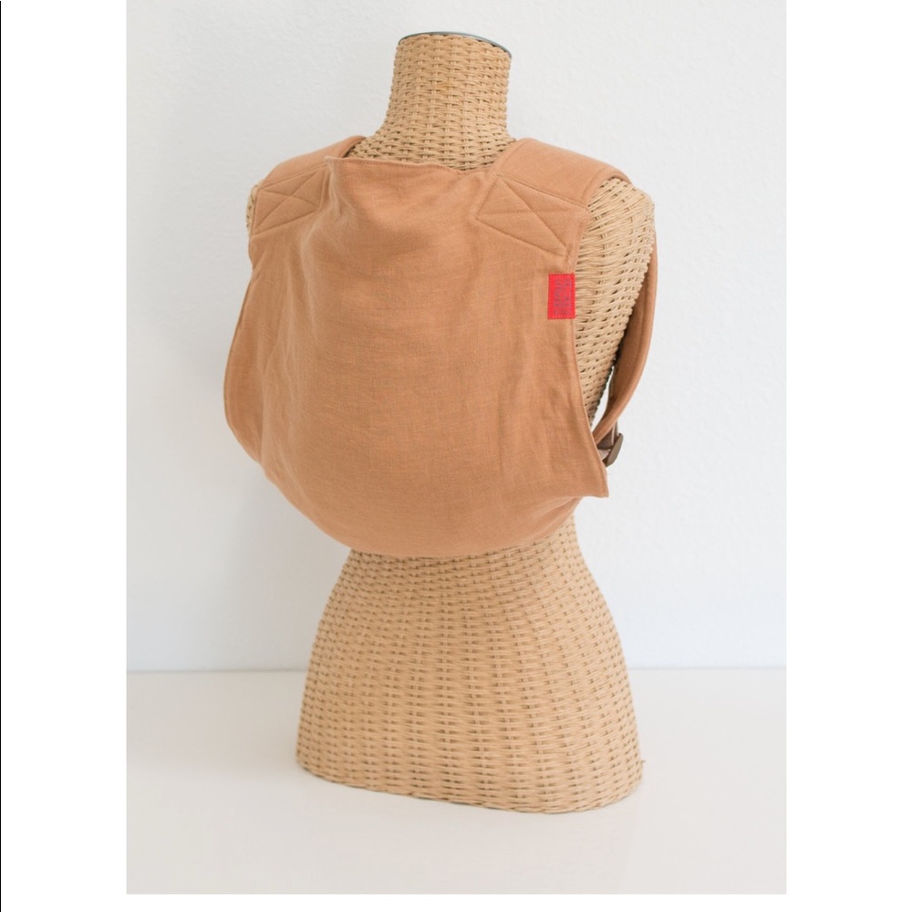 Sakura bloom Onbuhimo cattier , like new